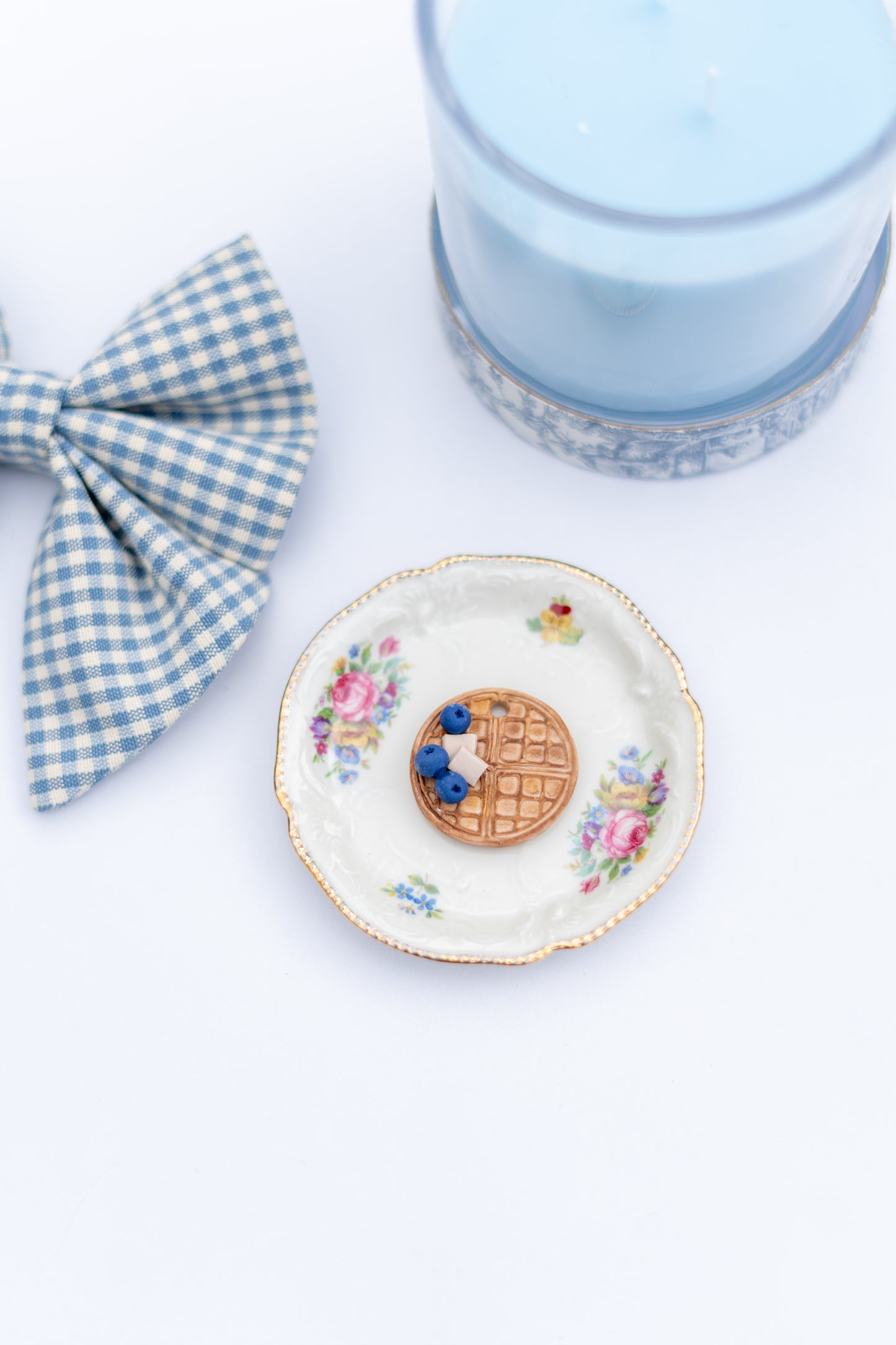 charm 18 - blueberry brunch
