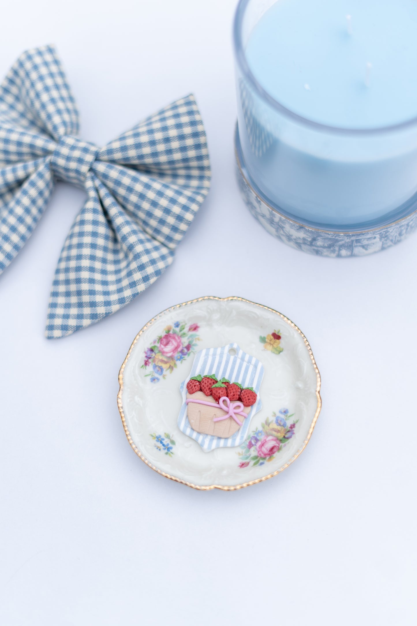 charm 10 - strawberry patch